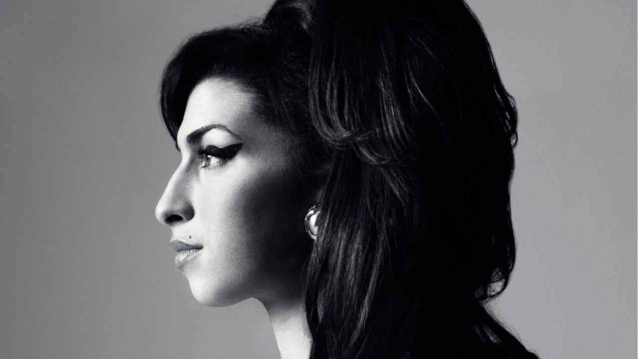 AmyWinehouse-bgm_20220131-201047_1