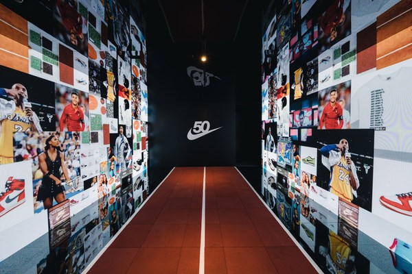 NikeMomentskj